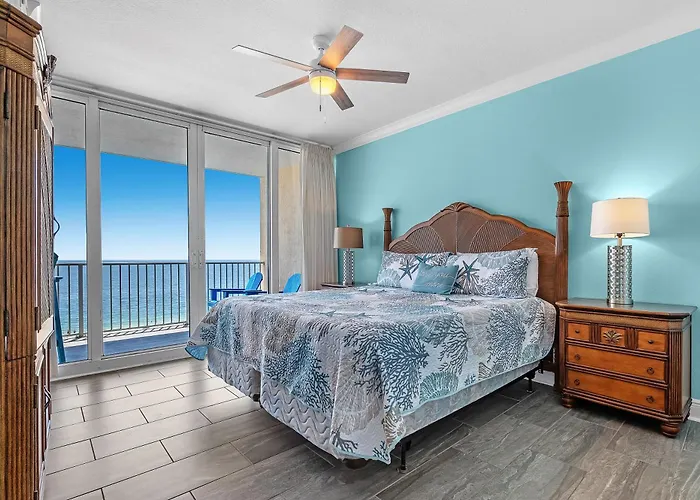 San Carlos 707 Apartment