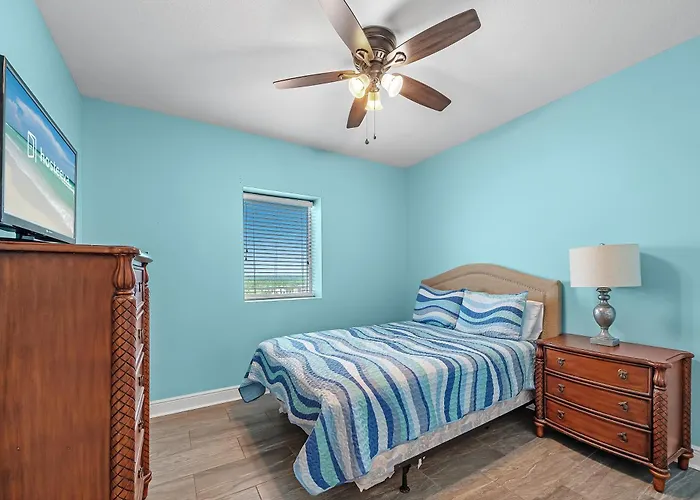 San Carlos 707 Apartment *